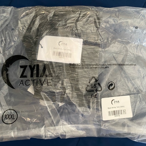 TWO XXXL ZYIA infinity tanks in black and white. One NIB, one tried on only. - Picture 2 of 4